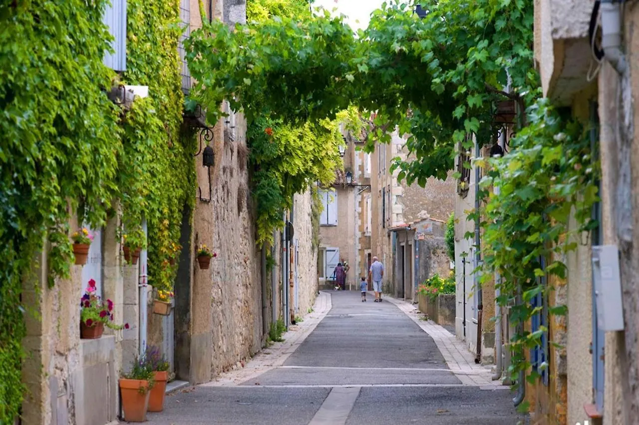 Gite Des Remparts A レクトゥール 別荘